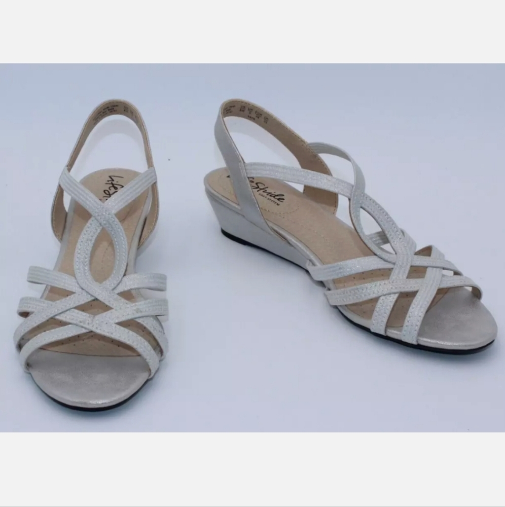 New LifeStride Silver Strappy Wedge Sandals 7.5